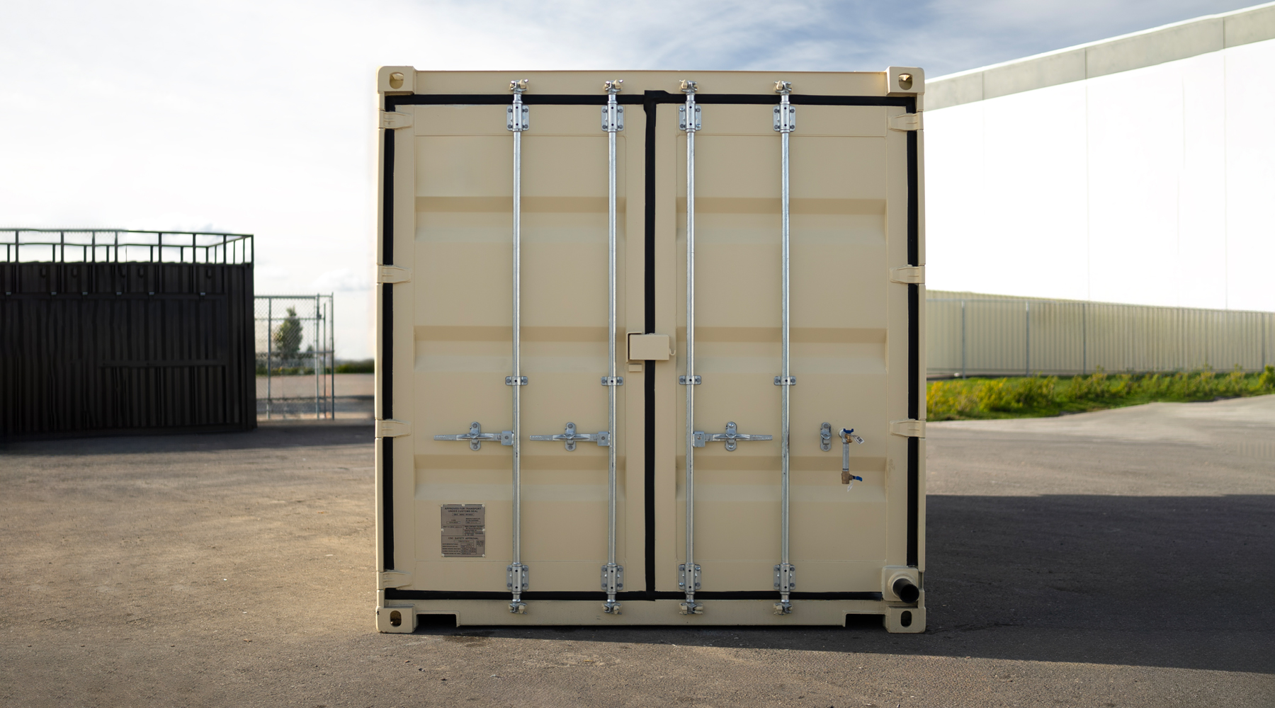 gray used 20ft shipping containers for sale, buy used shipping containers, wind and water tight shipping container, WWT shipping container, conex container for sale
